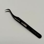 mega curved boot tweezer - bkeyelashes