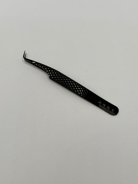 skinny 90s baby tweezer