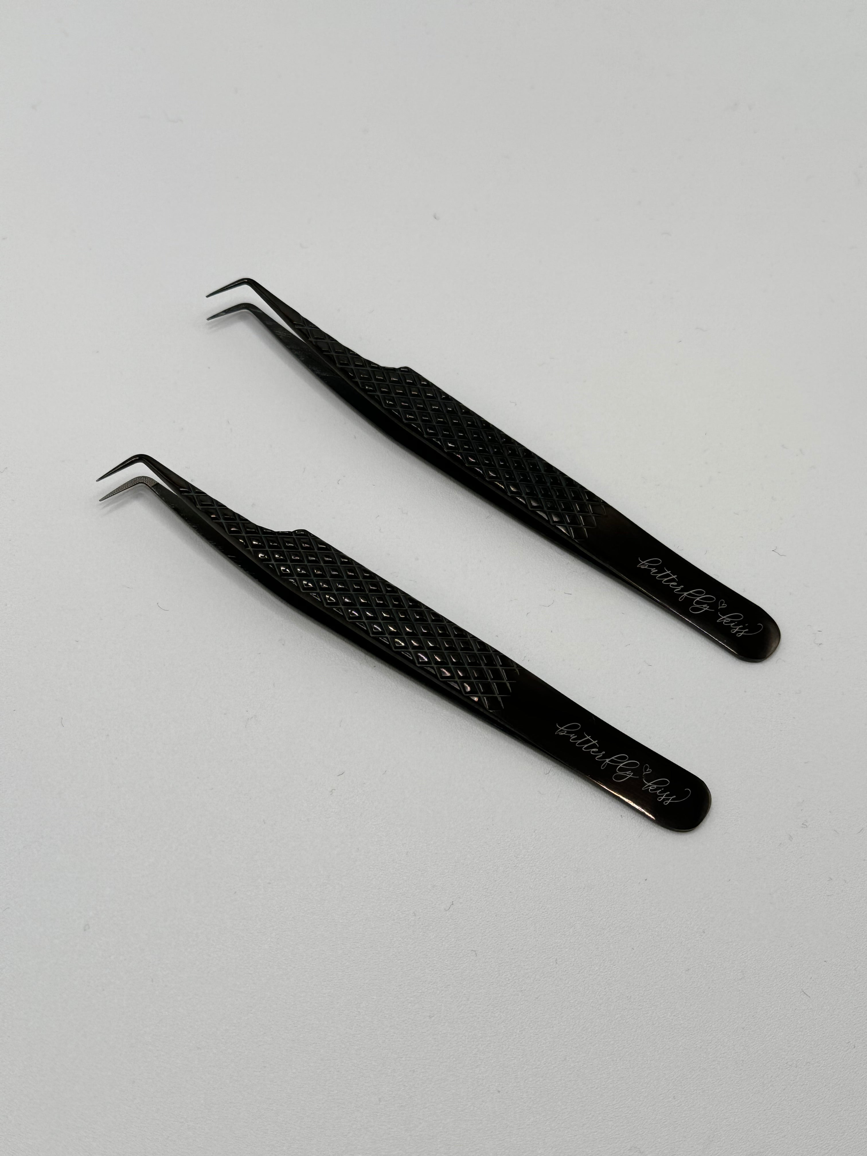 skinny 90s baby tweezer