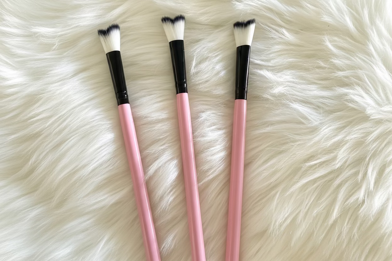 lash cleaning brush - bkeyelashes