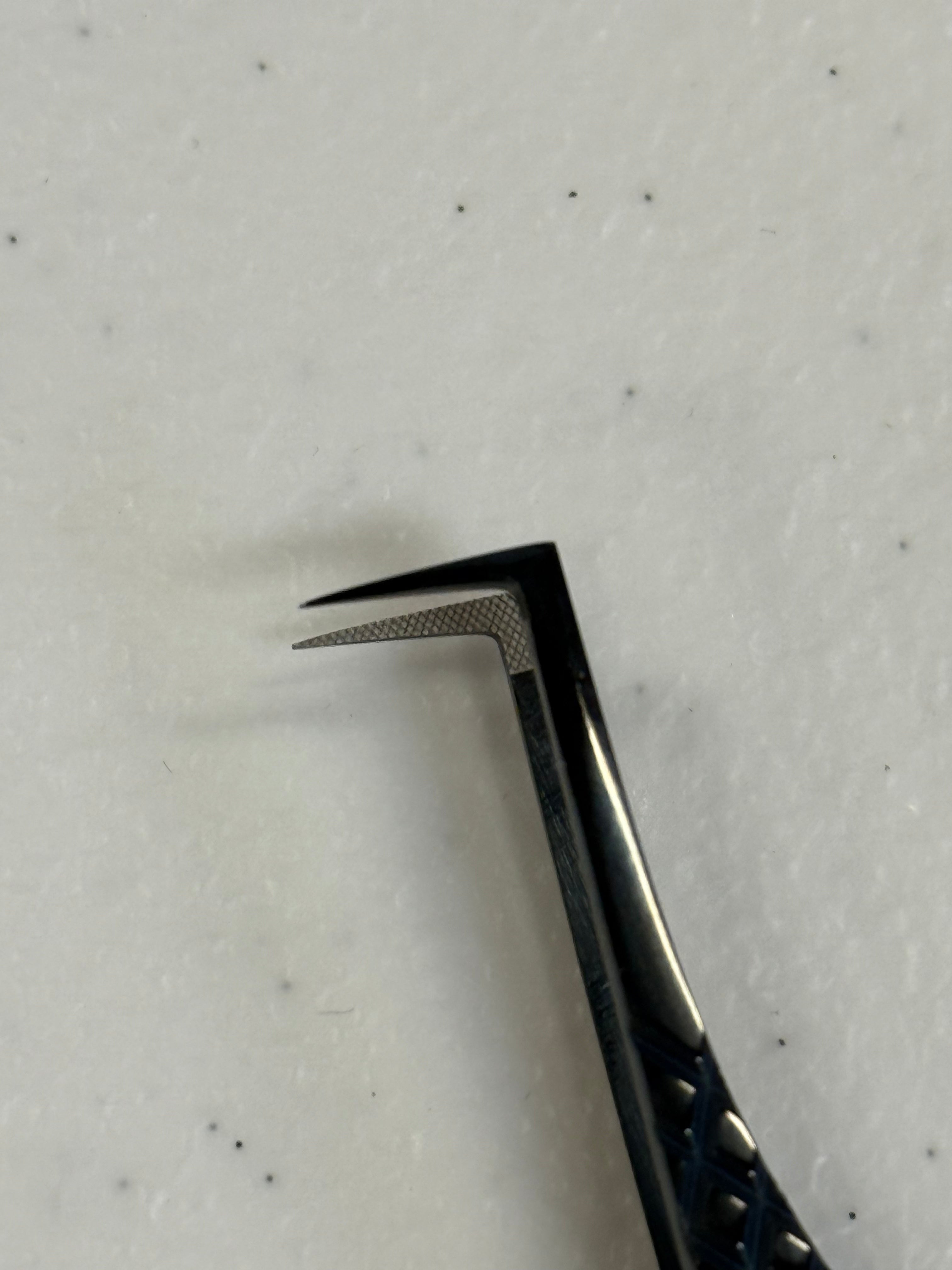 straight boot tweezer