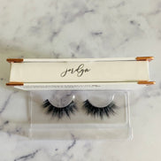 jordyn luxury lash - bkeyelashes