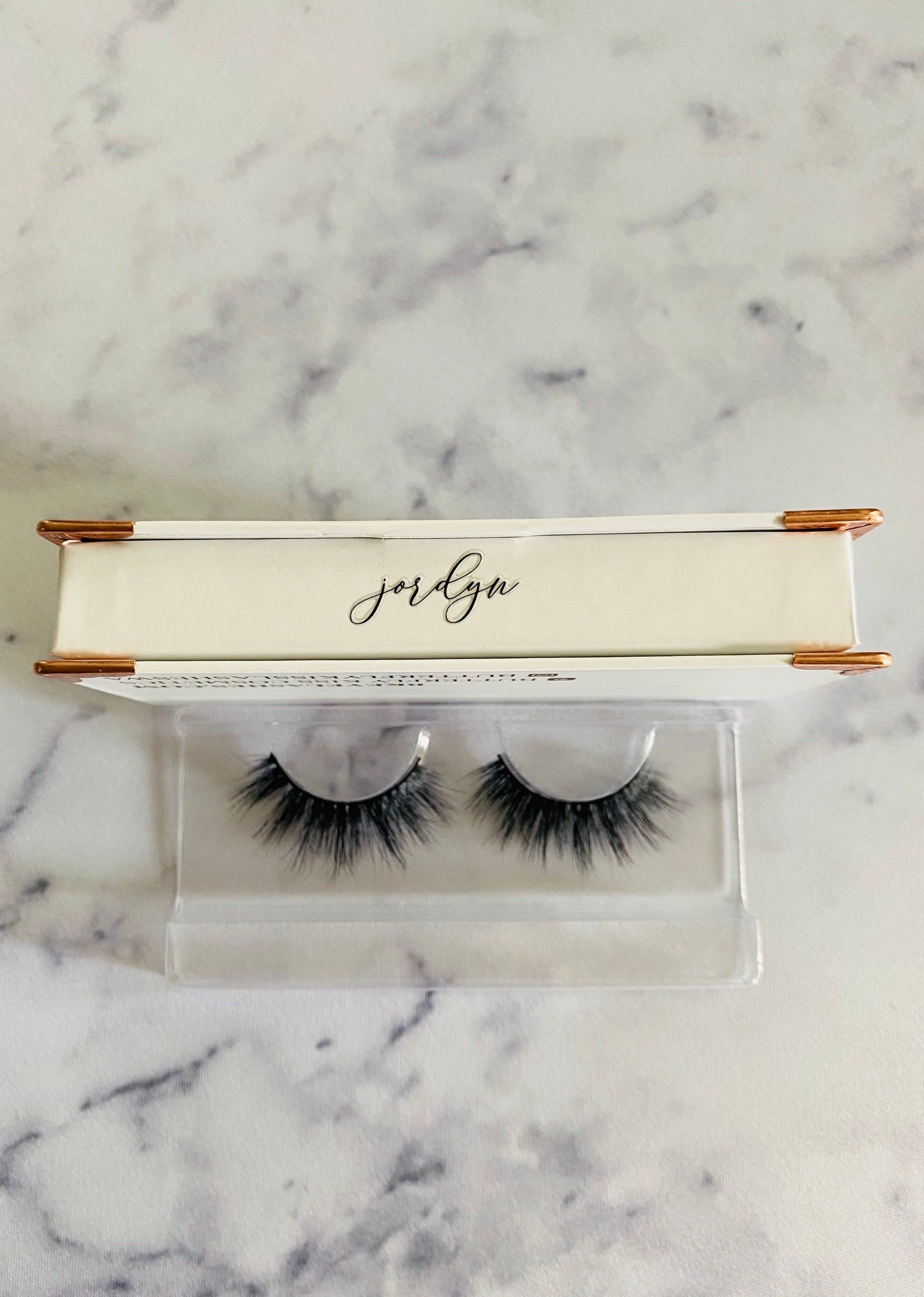 jordyn luxury lash - bkeyelashes