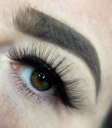 amelia luxury lash - bkeyelashes