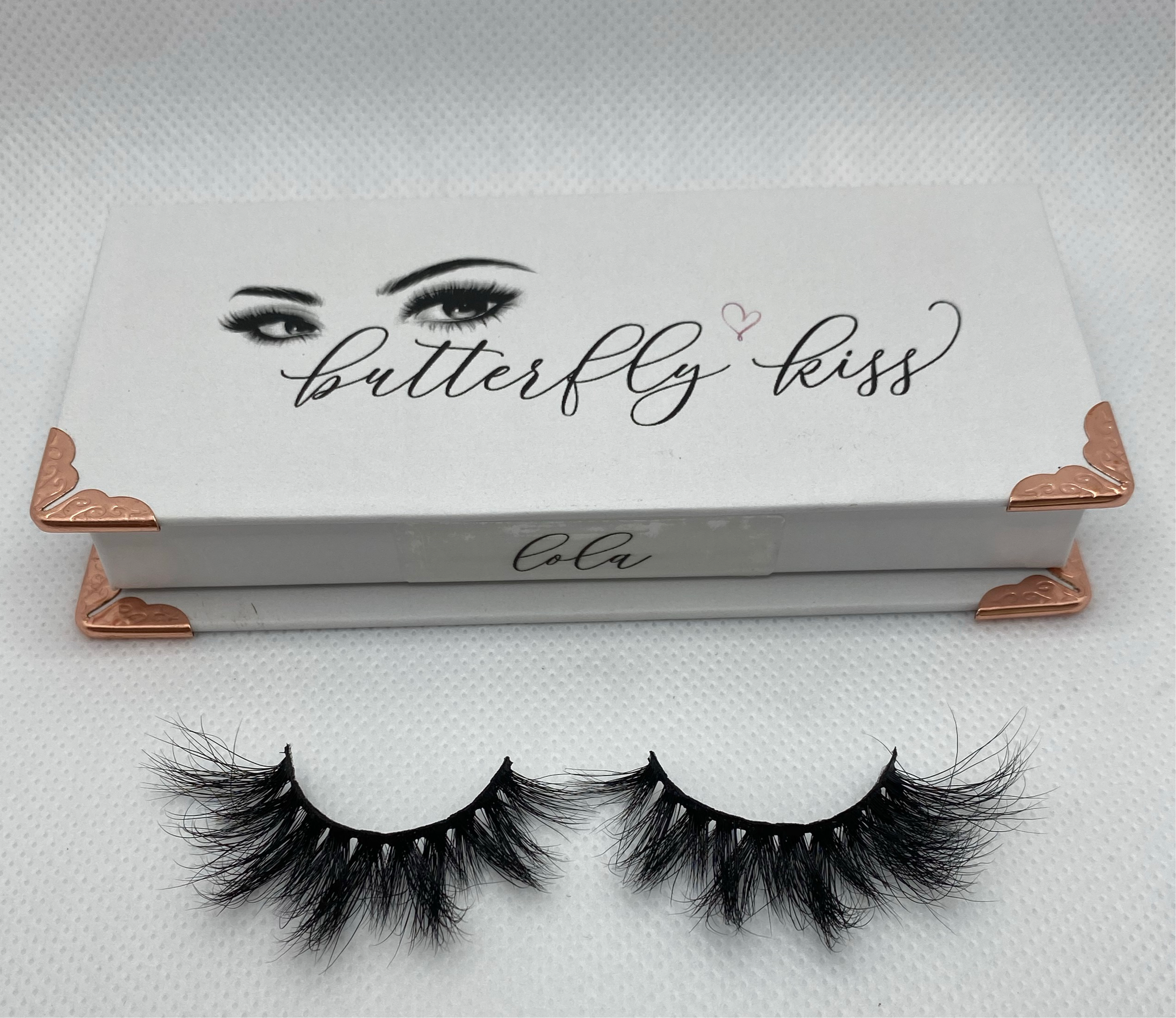 lola luxury lash - bkeyelashes