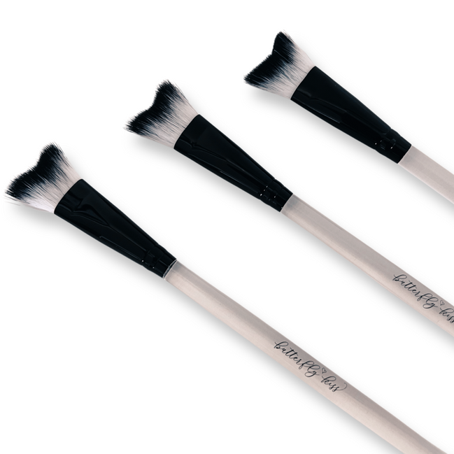 curved lash brush - mermaid lash brush - bkeyelashes