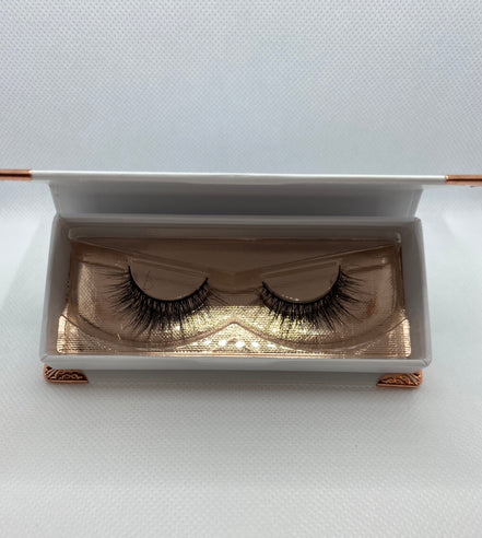 vanessa luxury lash - bkeyelashes