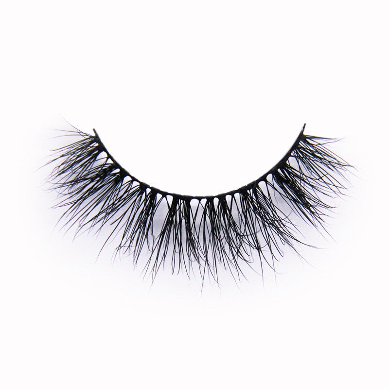 gianna luxury lash - bkeyelashes